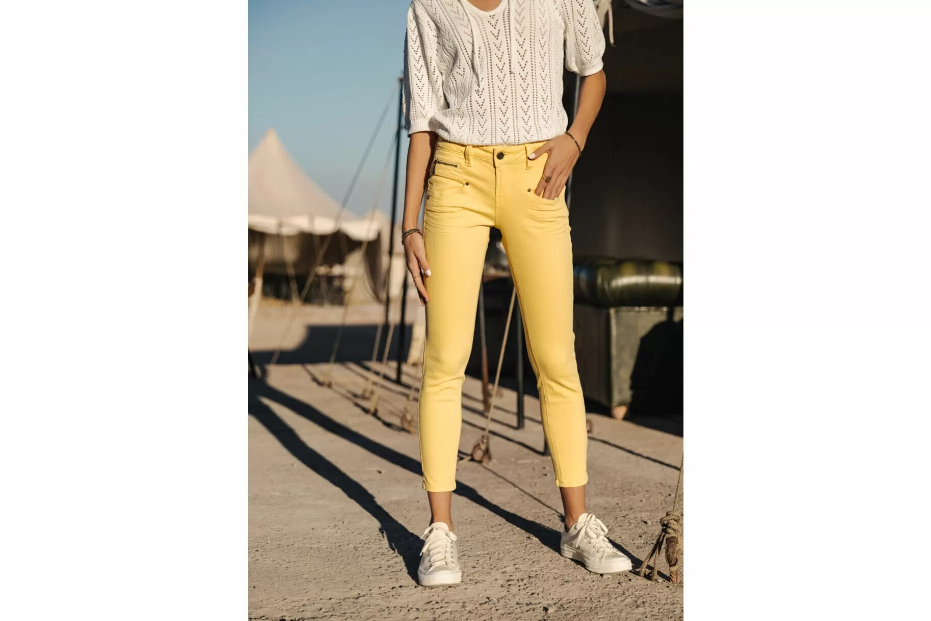 Freeman T Porter Alexa Cropped New Magic Color Colored Pants Woman, Banana Cream Hot