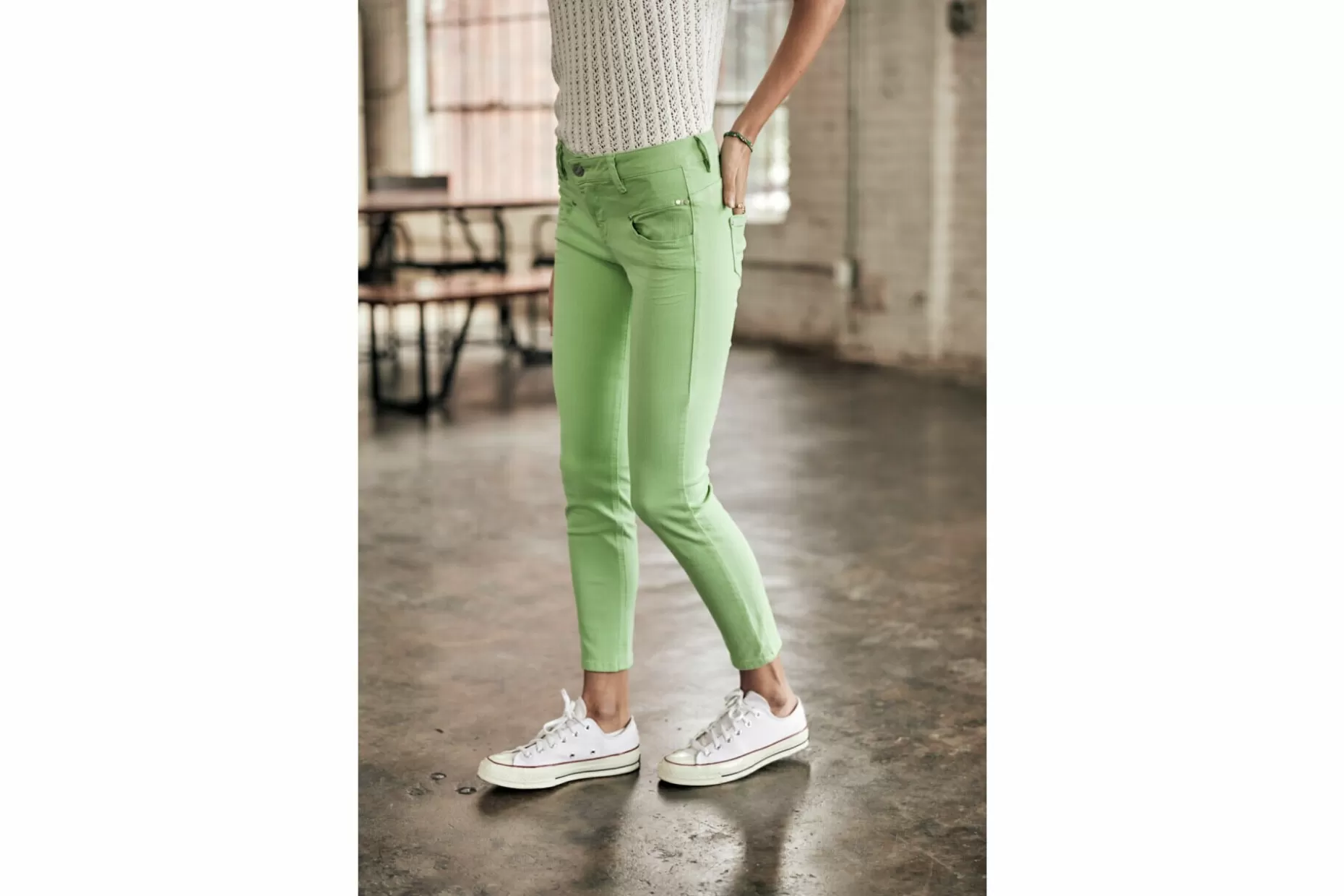 Freeman T Porter Alexa Cropped New Magic Color Colored Pants Woman, Quiet Green Store