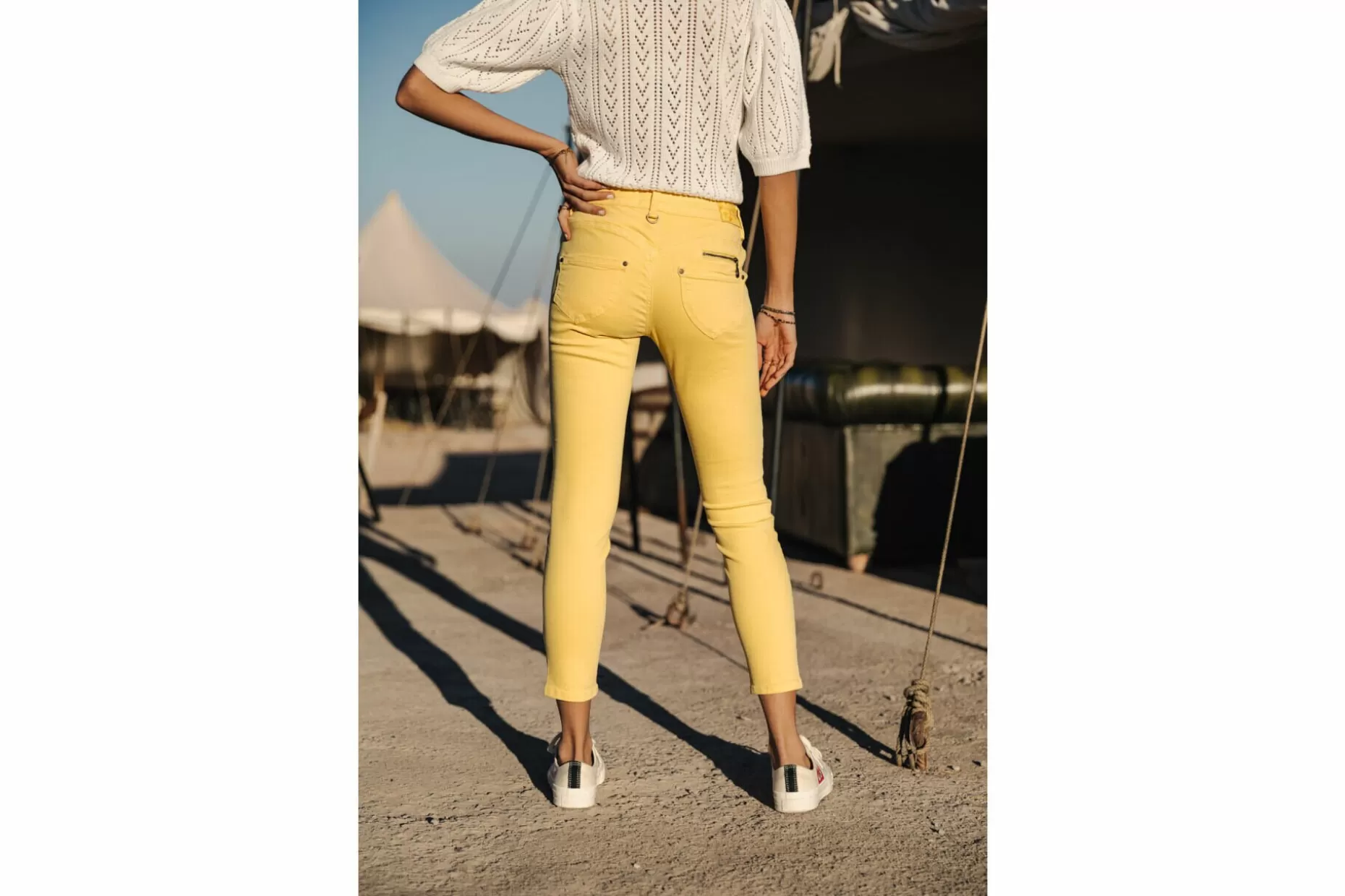 Freeman T Porter Alexa Cropped New Magic Color Colored Pants Woman, Banana Cream Hot